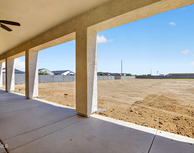 5317 E Lonesome Dove Trail - Photo Thumbnail 55