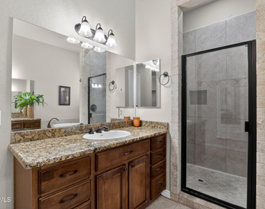 5317 E Lonesome Dove Trail - Photo Thumbnail 36