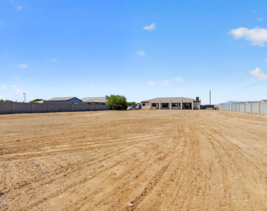 5317 E Lonesome Dove Trail - Photo Thumbnail 61