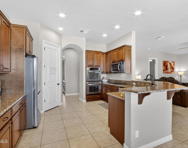 5317 E Lonesome Dove Trail - Photo Thumbnail 1