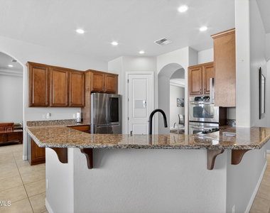 5317 E Lonesome Dove Trail - Photo Thumbnail 14