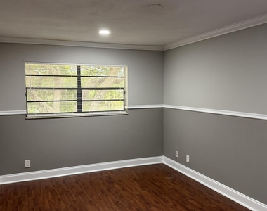 1114 Nw 79th Drive - Photo Thumbnail 23