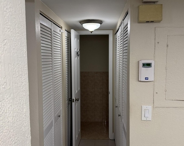 1114 Nw 79th Drive - Photo Thumbnail 22
