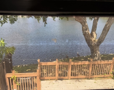 1114 Nw 79th Drive - Photo Thumbnail 15