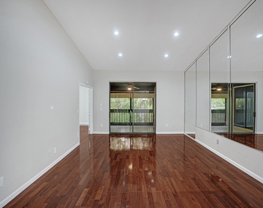 9280 Sabal Ridge Circle - Photo Thumbnail 17