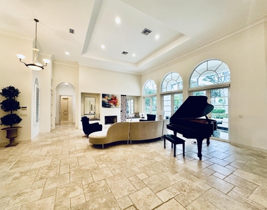 645 Atlantis Estates Way - Photo Thumbnail 13