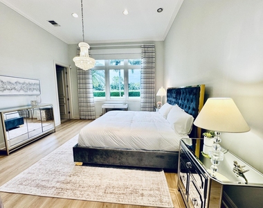 645 Atlantis Estates Way - Photo Thumbnail 14