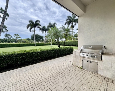 645 Atlantis Estates Way - Photo Thumbnail 10