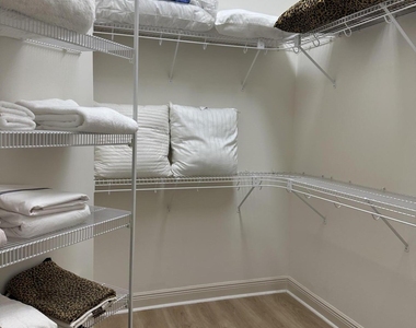 645 Atlantis Estates Way - Photo Thumbnail 6