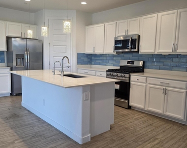 12518 W Cassia Trail - Photo Thumbnail 9
