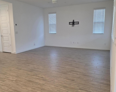 12518 W Cassia Trail - Photo Thumbnail 4