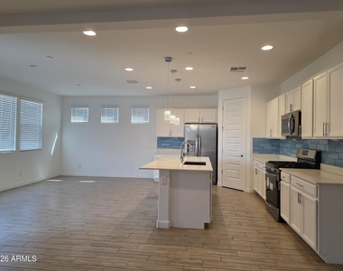 12518 W Cassia Trail - Photo Thumbnail 11