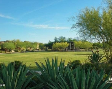 20704 N 90th Place - Photo Thumbnail 33