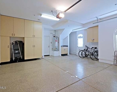 20704 N 90th Place - Photo Thumbnail 16