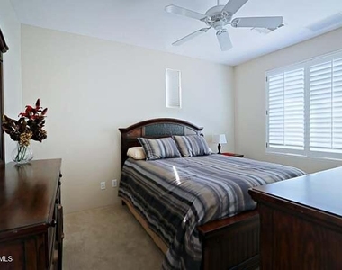 20704 N 90th Place - Photo Thumbnail 38
