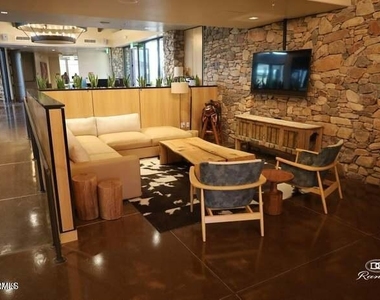 20704 N 90th Place - Photo Thumbnail 28