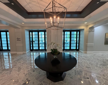 2501 S Ocean Drive - Photo Thumbnail 4