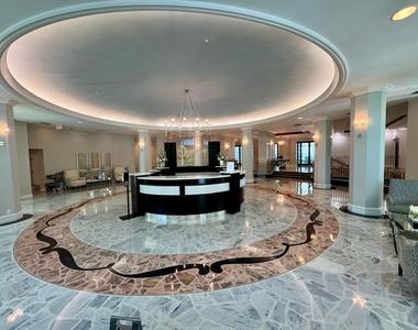 2501 S Ocean Drive - Photo Thumbnail 14