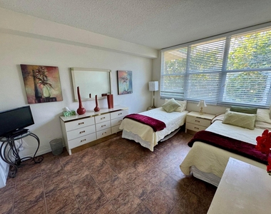2501 S Ocean Drive - Photo Thumbnail 38