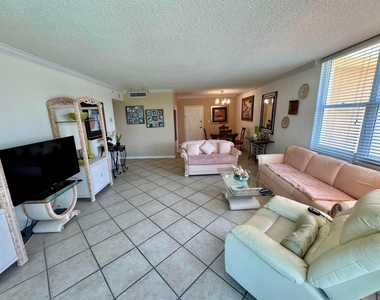 2501 S Ocean Drive - Photo Thumbnail 31