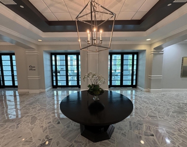 2501 S Ocean Drive - Photo Thumbnail 3