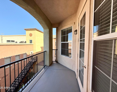 14575 W Mountain View Boulevard - Photo Thumbnail 23