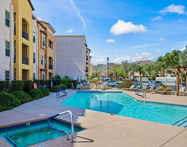 14575 W Mountain View Boulevard - Photo Thumbnail 32