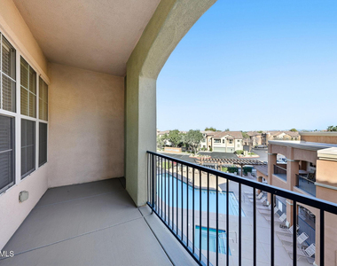 14575 W Mountain View Boulevard - Photo Thumbnail 46