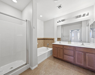 14575 W Mountain View Boulevard - Photo Thumbnail 45