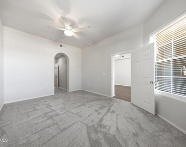 14575 W Mountain View Boulevard - Photo Thumbnail 41