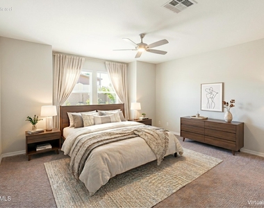 8422 W Atlantis Way - Photo Thumbnail 8