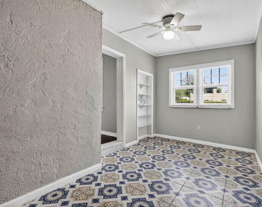 412 El Prado - Photo Thumbnail 10