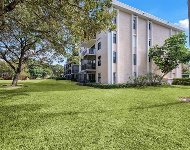 300 N Hwy A1a - Photo Thumbnail 27