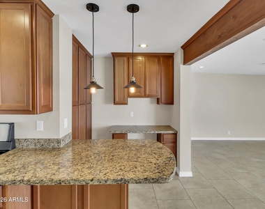 6036 N 8th Street - Photo Thumbnail 12