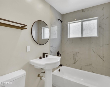 6036 N 8th Street - Photo Thumbnail 25
