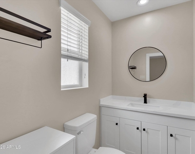 6036 N 8th Street - Photo Thumbnail 20