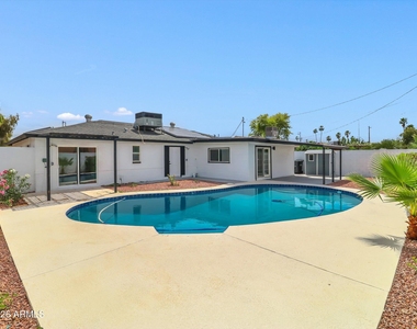 6036 N 8th Street - Photo Thumbnail 33