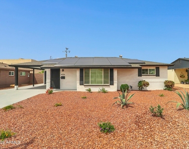 6036 N 8th Street - Photo Thumbnail 1