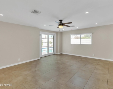 6036 N 8th Street - Photo Thumbnail 16