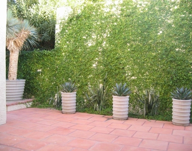 4819 N 35th Place - Photo Thumbnail 17