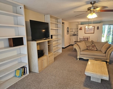 1500 Ne 13th Terrace - Photo Thumbnail 12