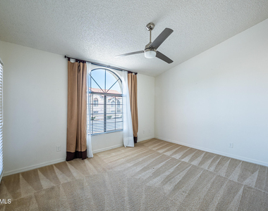 11011 N 92nd Street - Photo Thumbnail 13