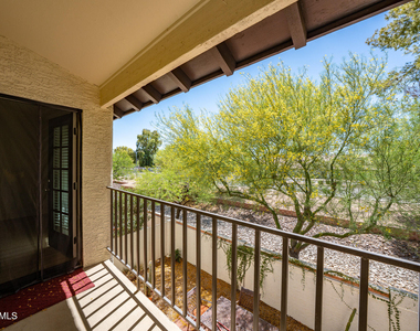 11011 N 92nd Street - Photo Thumbnail 10