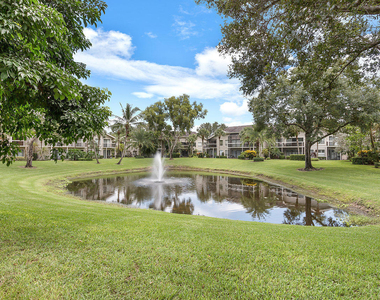11863 Wimbledon Circle - Photo Thumbnail 12