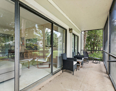 11863 Wimbledon Circle - Photo Thumbnail 13
