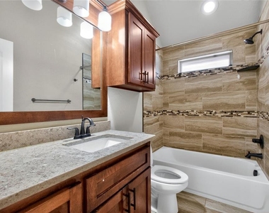 6901 Nw 149th Street - Photo Thumbnail 11