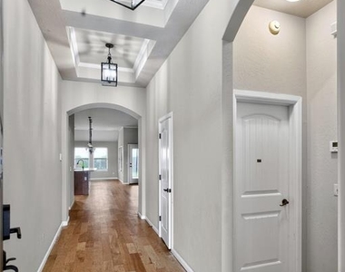 6901 Nw 149th Street - Photo Thumbnail 3