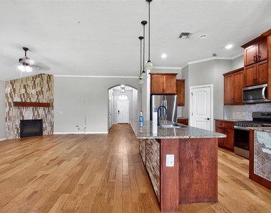6901 Nw 149th Street - Photo Thumbnail 5