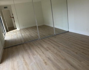 3001 San Clara Drive - Photo Thumbnail 15