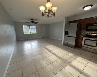 8502 Sunset Drive - Photo Thumbnail 2